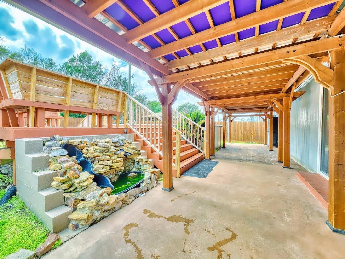 Katy Oasis W Game Room Exterior photo